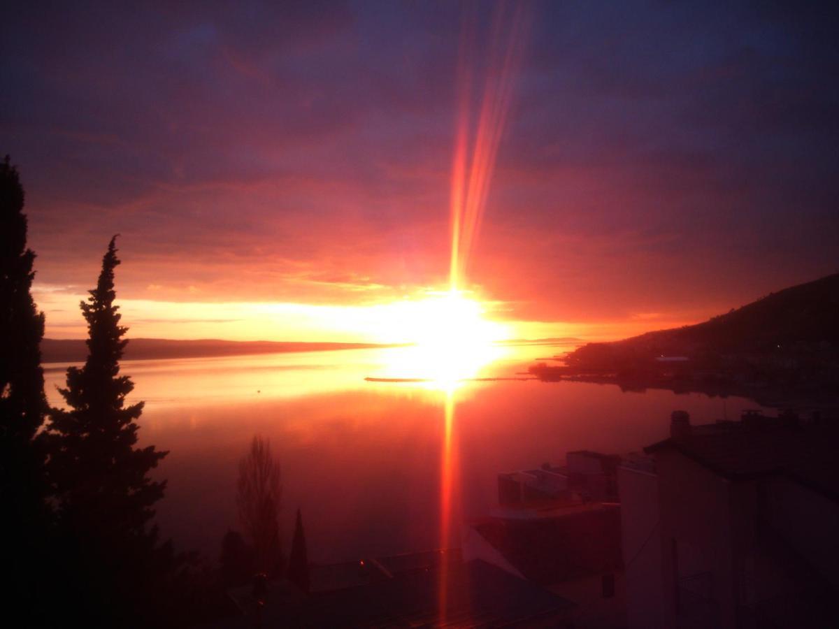 Apartment Kate Omiš Buitenkant foto