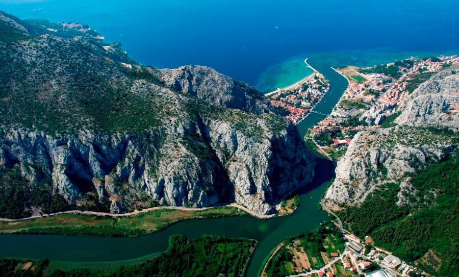 Apartment Kate Omiš Buitenkant foto